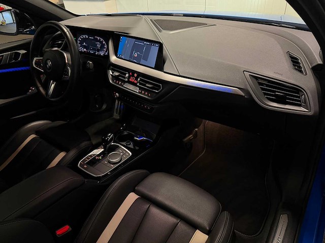 Bmw - 1-serie - m135i xdrive - s-323-kp- 2023 iaw - afbeelding 20 van  30