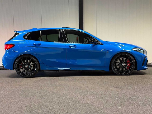 Bmw - 1-serie - m135i xdrive - s-323-kp- 2023 iaw - afbeelding 30 van  30