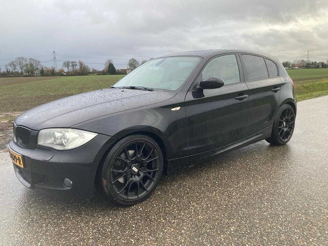 Bmw - 1-serie 120d executive, rs-829-r - afbeelding 1 van  11