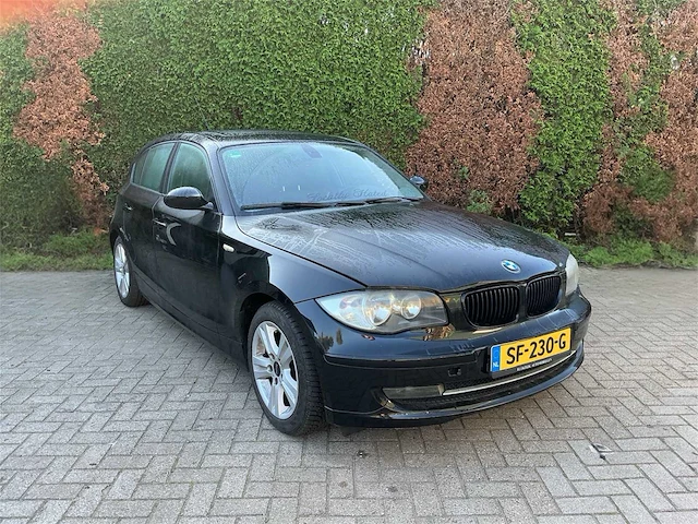 Bmw - 116i - sf-230-g - afbeelding 1 van  26