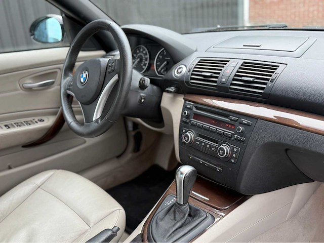 Bmw - 128i - personenauto - 2009 - afbeelding 2 van  9