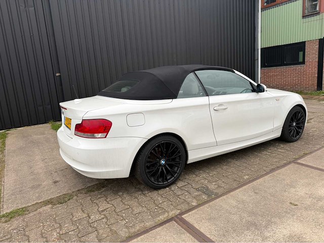 Bmw - 128i - personenauto - 2009 - afbeelding 22 van  23