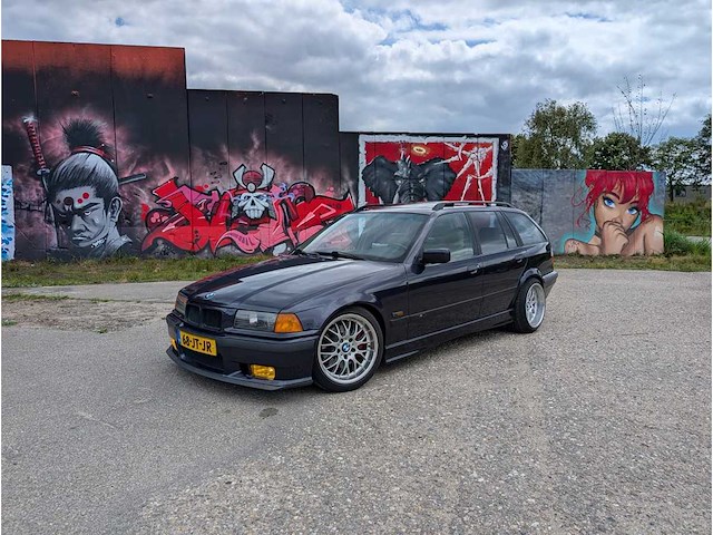 Bmw - 1995 - 3-serie touring - 328i executive - personenauto - afbeelding 1 van  7