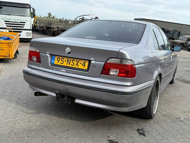 Bmw - 1996 - 5-serie - 523i executive - personenauto - afbeelding 1 van  22