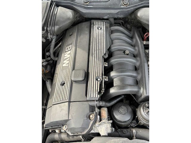 Bmw - 1996 - 5-serie - 523i executive - personenauto - afbeelding 7 van  22