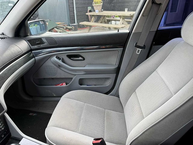 Bmw - 1996 - 5-serie - 523i executive - personenauto - afbeelding 12 van  22