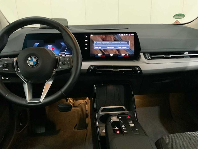 Bmw - 2 serie - 218i - automaat -personenauto - 2023 - afbeelding 5 van  24