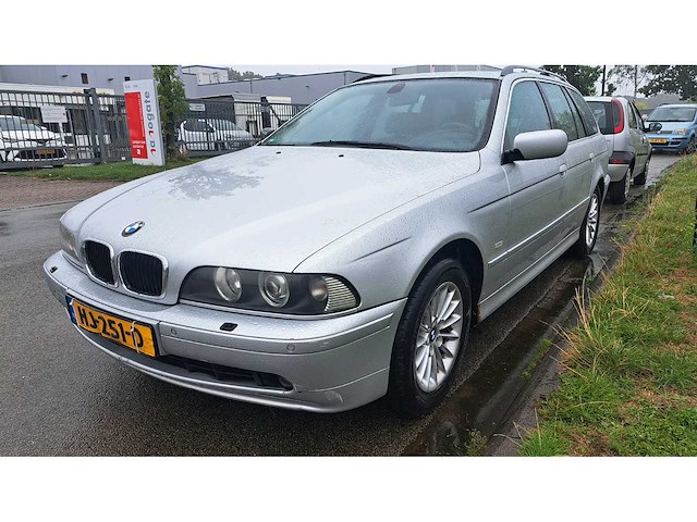 Bmw - 2000 - 5-serie touring - 530i executive - hj-251-d - afbeelding 1 van  7