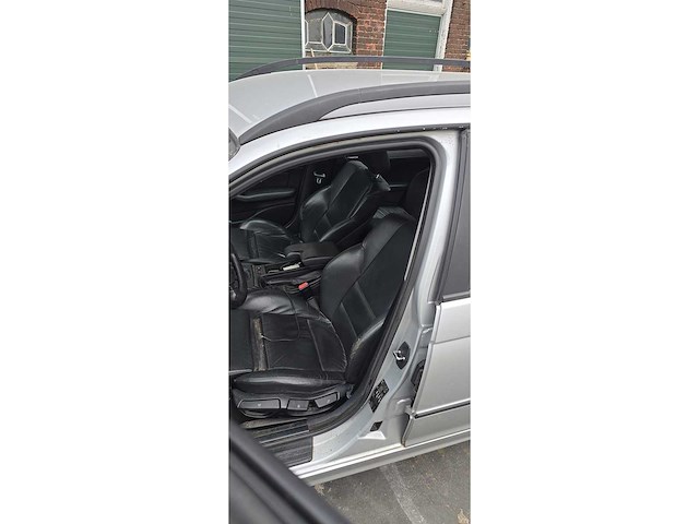 Bmw - 2001 - 3-serie touring - 318i executive - personenauto - afbeelding 4 van  10