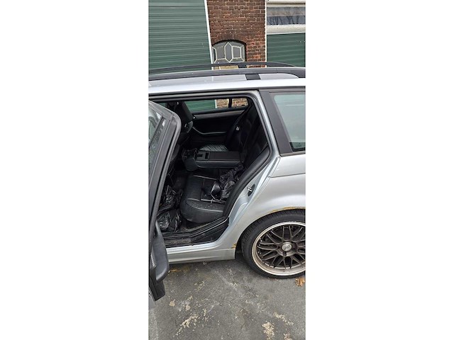 Bmw - 2001 - 3-serie touring - 318i executive - personenauto - afbeelding 6 van  10