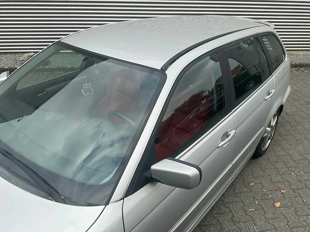 Bmw - 2001 - 3-serie touring - 320i executive - personenauto - driftauto - afbeelding 22 van  28