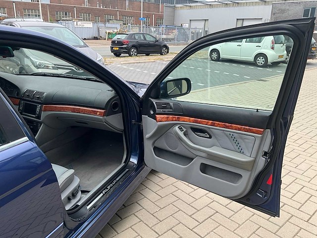 Bmw - 2001 - alpina - d10 biturbo - afbeelding 10 van  42