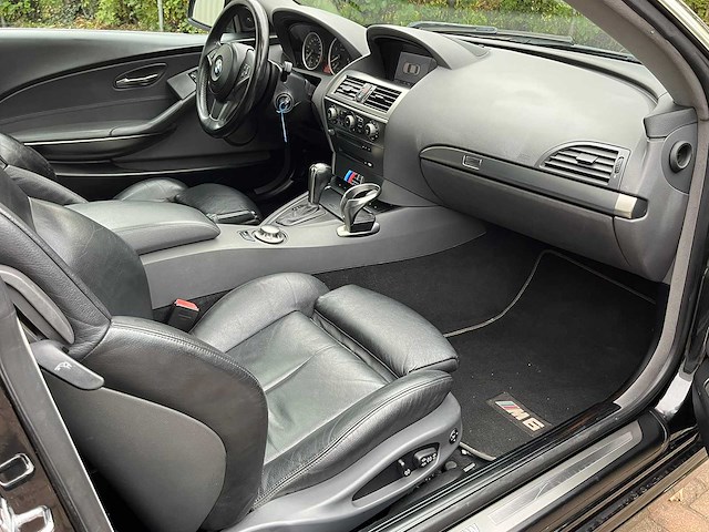 Bmw - 2004 - 6-serie - 645ci s - personenauto - afbeelding 8 van  20