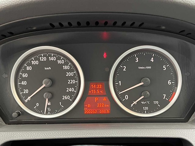 Bmw - 2004 - 6-serie - 645ci s - personenauto - afbeelding 18 van  20