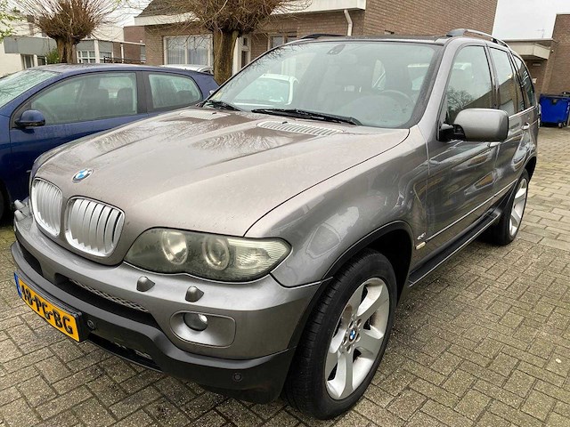 Bmw - 2004 - x5 - 4.4i high executive - 48-pg-bg - afbeelding 1 van  28