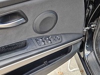 Bmw - 2005 - 3-serie - 318i dynamic exec. - 99-rz-pj - afbeelding 12 van  26