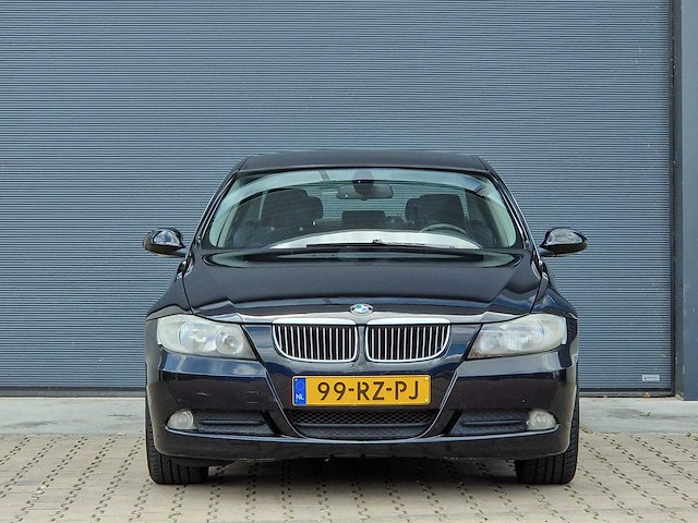 Bmw - 2005 - 3-serie - 318i dynamic exec. - 99-rz-pj - afbeelding 12 van  26
