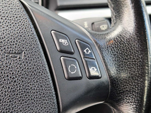 Bmw - 2005 - 3-serie - 318i dynamic exec. - afbeelding 8 van  26