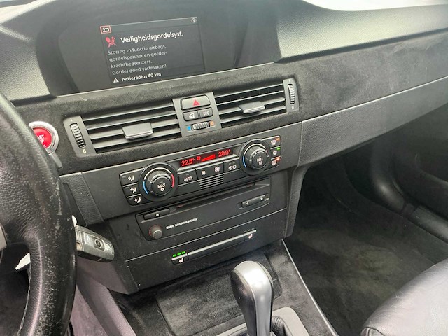 Bmw - 2005 - 3-serie touring - 320i executive - personenauto (57-tf-zz) - afbeelding 5 van  25