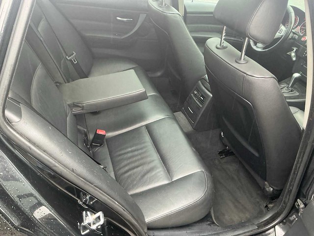 Bmw - 2005 - 3-serie touring - 320i executive - personenauto (57-tf-zz) - afbeelding 13 van  25