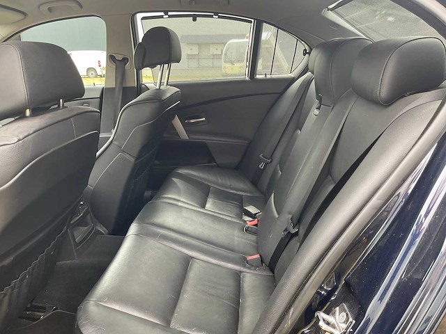 Bmw - 2005 - 5-serie - 525i high executive - personenauto - afbeelding 33 van  33