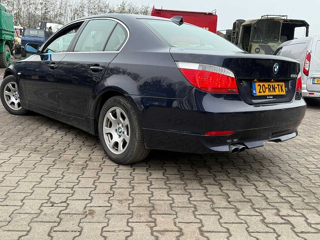 Bmw - 2005 - 5-serie - 530i high executive - personenauto - afbeelding 17 van  22