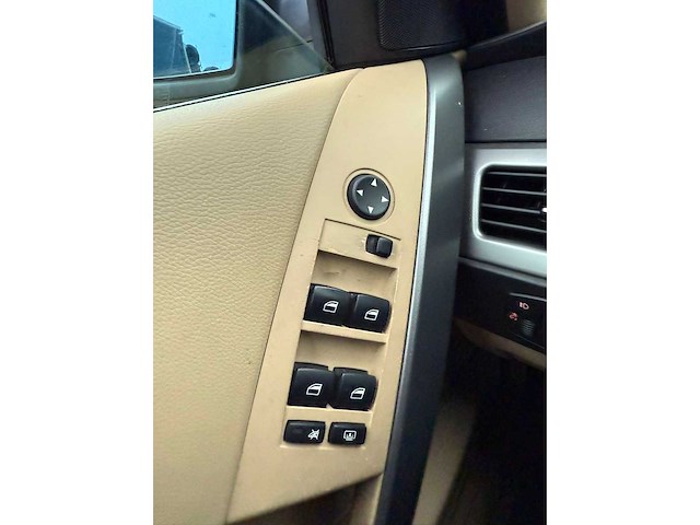 Bmw - 2005 - 5-serie - 530i high executive - personenauto - afbeelding 10 van  22