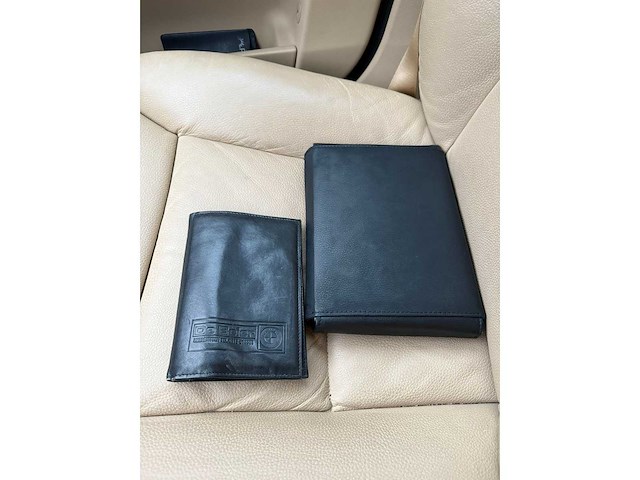 Bmw - 2005 - 5-serie - 530i high executive - personenauto - afbeelding 15 van  22