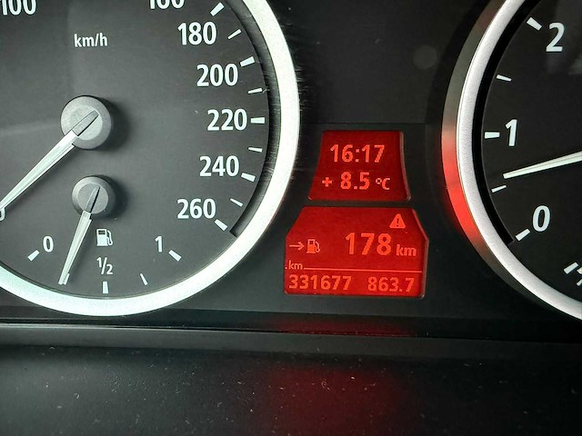 Bmw - 2005 - 5-serie touring - 525i - 09-rf-tk - afbeelding 3 van  12