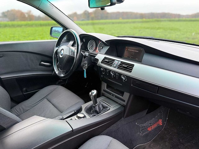 Bmw - 2005 - 5-serie touring - 525i - 09-rf-tk - afbeelding 12 van  12