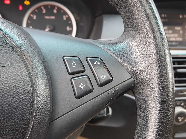 Bmw - 2005 - 5-serie touring - 525i - h-015-hn - afbeelding 6 van  32