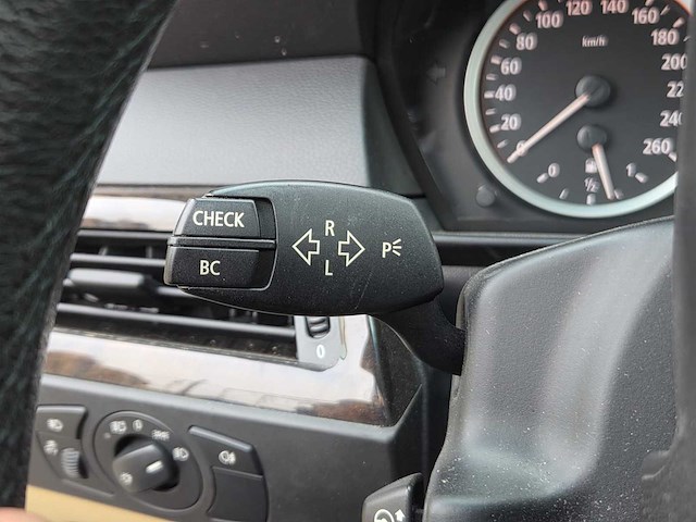 Bmw - 2005 - 5-serie touring - 525i - h-015-hn - afbeelding 3 van  32