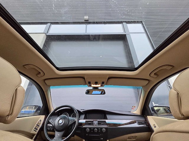 Bmw - 2005 - 5-serie touring - 525i - h-015-hn - afbeelding 11 van  32