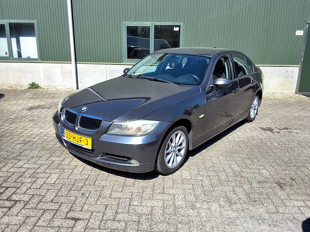 Bmw - 2006 - 3-serie - 318i executive - personenauto - afbeelding 1 van  19