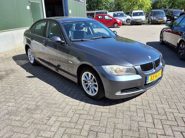 Bmw - 2006 - 3 serie sedan - 318i - bmw 318i - afbeelding 13 van  19
