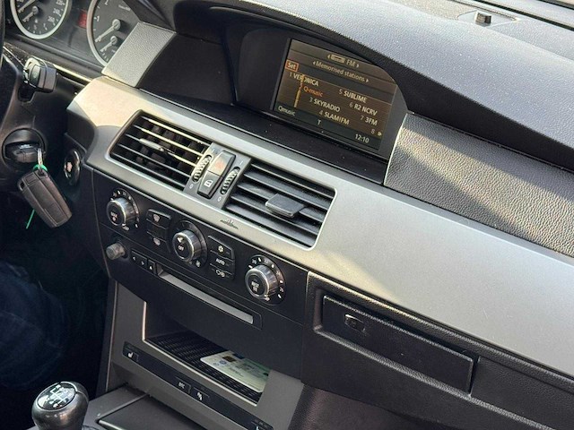 Bmw - 2006 - 5-serie - 523i executive - 83-rzv-5 - afbeelding 10 van  25