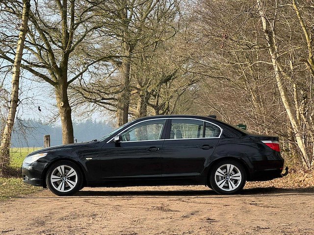 Bmw - 2006 - 5-serie - 523i executive - 83-rzv-5 - afbeelding 22 van  25