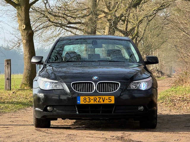 Bmw - 2006 - 5-serie - 523i executive - 83-rzv-5 - afbeelding 12 van  25