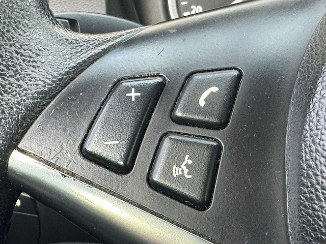 Bmw - 2006 - 5-serie - 523i executive - 83-rzv-5 - afbeelding 19 van  25