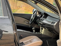 Bmw - 2006 - 5-serie - 523i executive - 83-rzv-5 - afbeelding 17 van  25