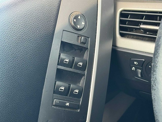 Bmw - 2006 - 5-serie - 523i executive - afbeelding 2 van  8