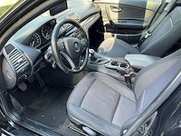 Bmw - 2007 - 1-serie - 118i - personenauto - afbeelding 1 van  1