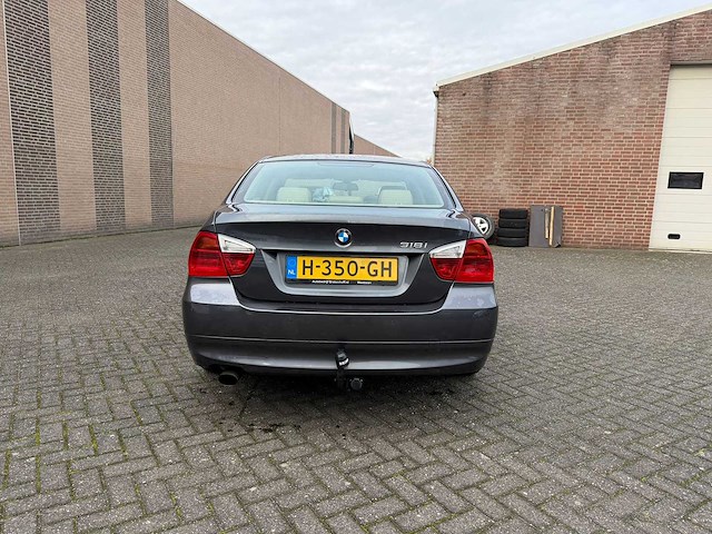 Bmw - 2007 - 3-serie - 318i - h-350-gh - afbeelding 2 van  13