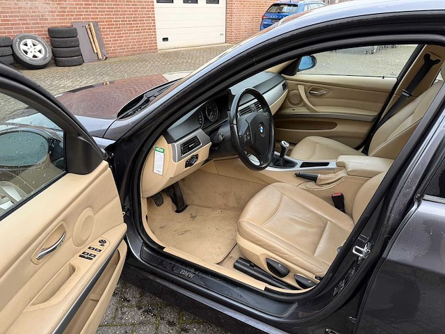 Bmw - 2007 - 3-serie - 318i - h-350-gh - afbeelding 10 van  13