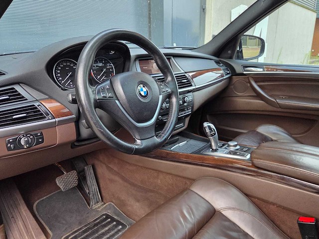 Bmw - 2007 - x5 - xdrive48i high exec. - 7 persoons 62-xf-vb - afbeelding 3 van  43