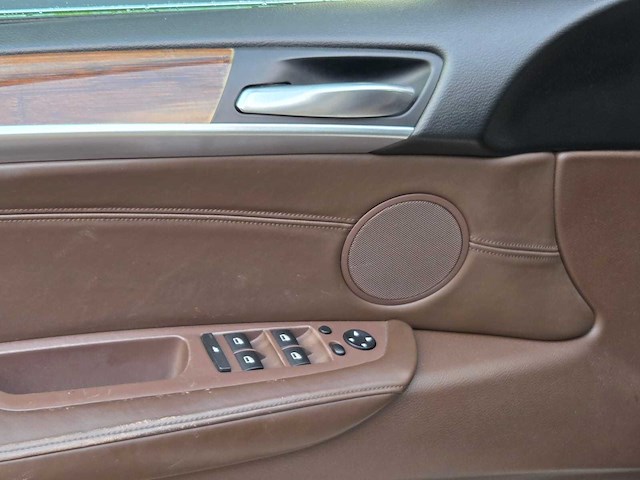 Bmw - 2007 - x5 - xdrive48i high exec. - 7 persoons 62-xf-vb - afbeelding 28 van  43