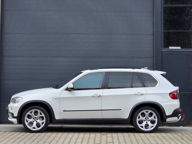 Bmw - 2007 - x5 - xdrive48i high exec. - 7 persoons 62-xf-vb - afbeelding 42 van  43