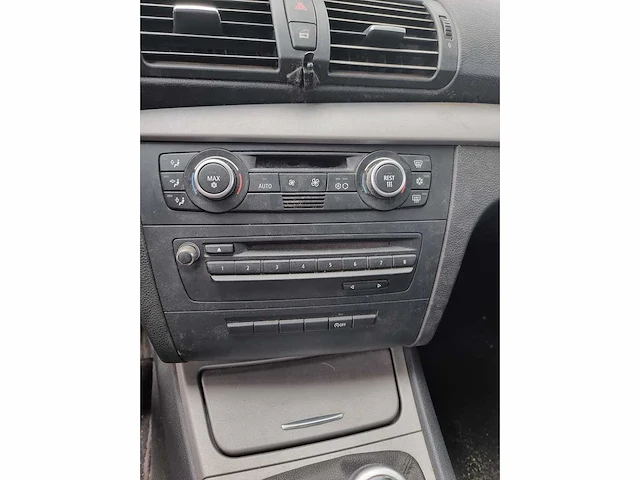 Bmw - 2008 - 1-serie - 116i business line - personenauto - afbeelding 3 van  14