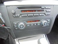 Bmw - 2008 - 1-serie - 120i high executive automaat - 77-hgk-6 - afbeelding 2 van  15