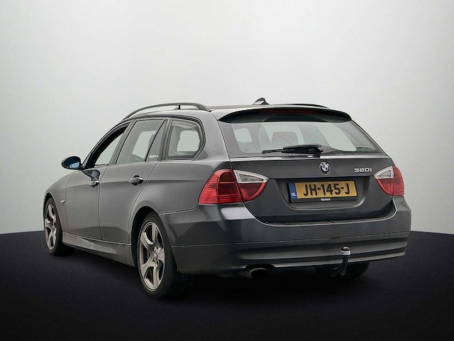 Bmw - 2008 - 3-serie touring - 320i - personenauto - afbeelding 10 van  17
